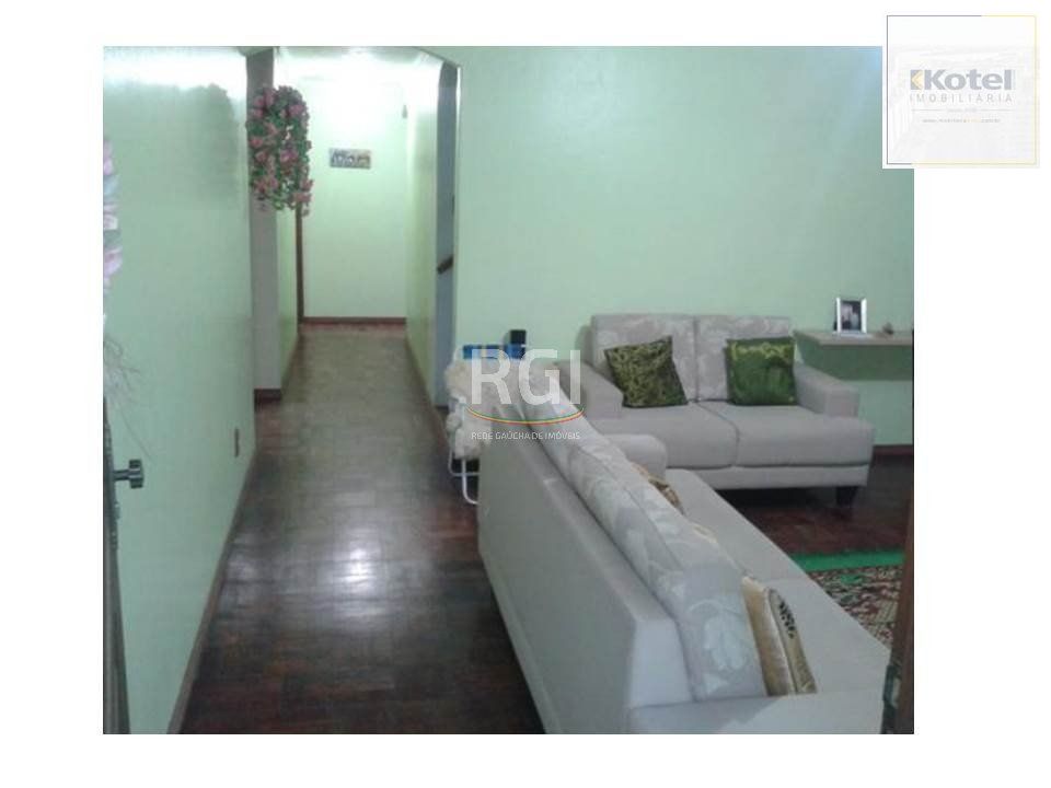 Casa para Venda - 634m², 2 dormitórios, sendo 1 suites, 3 vagas - Lomba do Pinheiro — foto 4