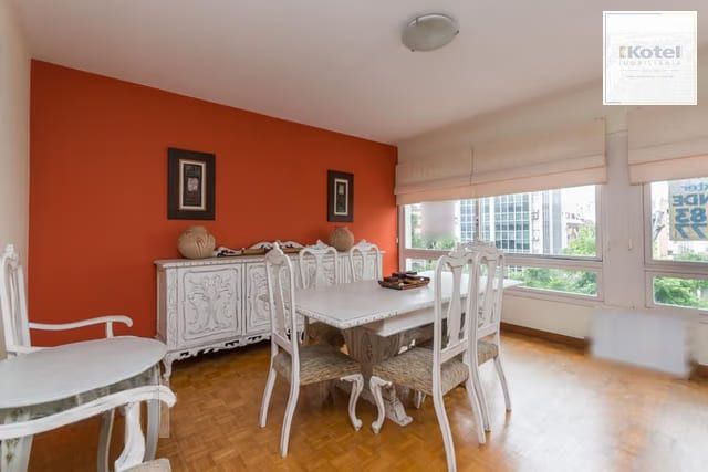 Apartamento 4 dorms à venda Rua Vinte e Quatro de Outubro, Moinhos de Vento - Porto Alegre
