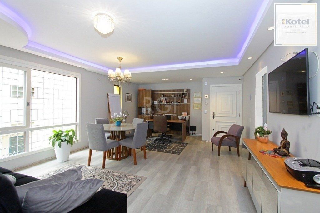Apartamento 123m² - 3 dormitórios, 1 suíte e 1 vaga de garagem no bairro Petrópolis — foto 2