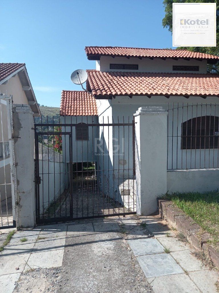 Casa para Venda - 345.22m², 3 dormitórios, 3 vagas - Teresópolis — foto 2