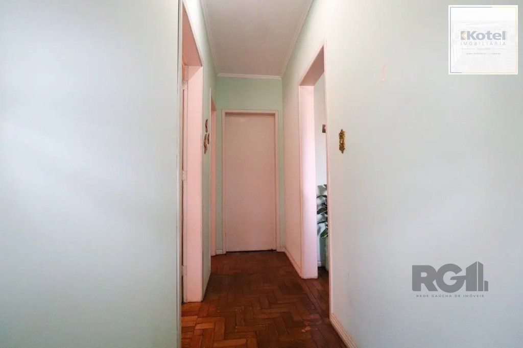 Casa com 3 dormitórios no bairro Cristo Redentor — foto 5