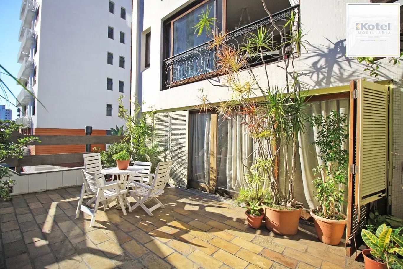 Apartamento Garden de 3 dormitórios à venda no Bairro Petrópolis. — foto 2