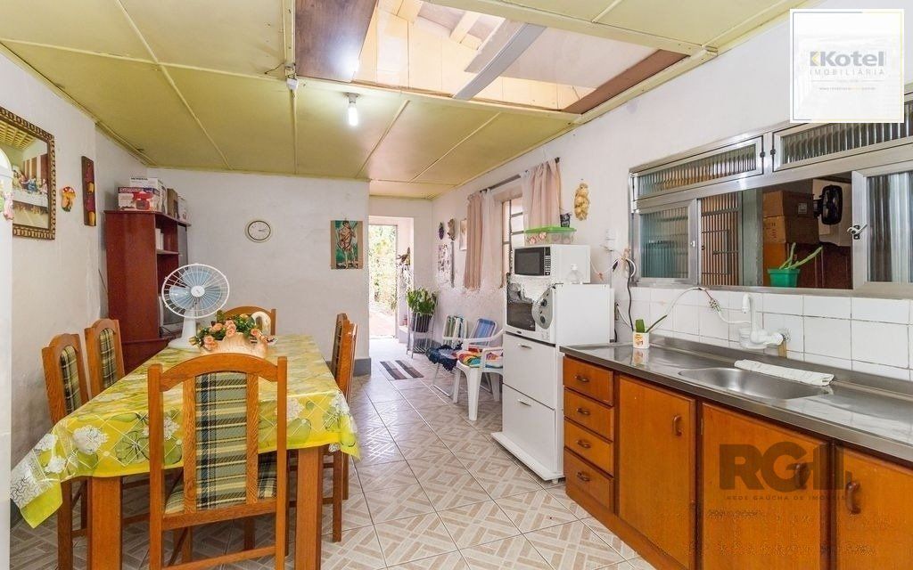Casa de 127m², bairro menino deus
