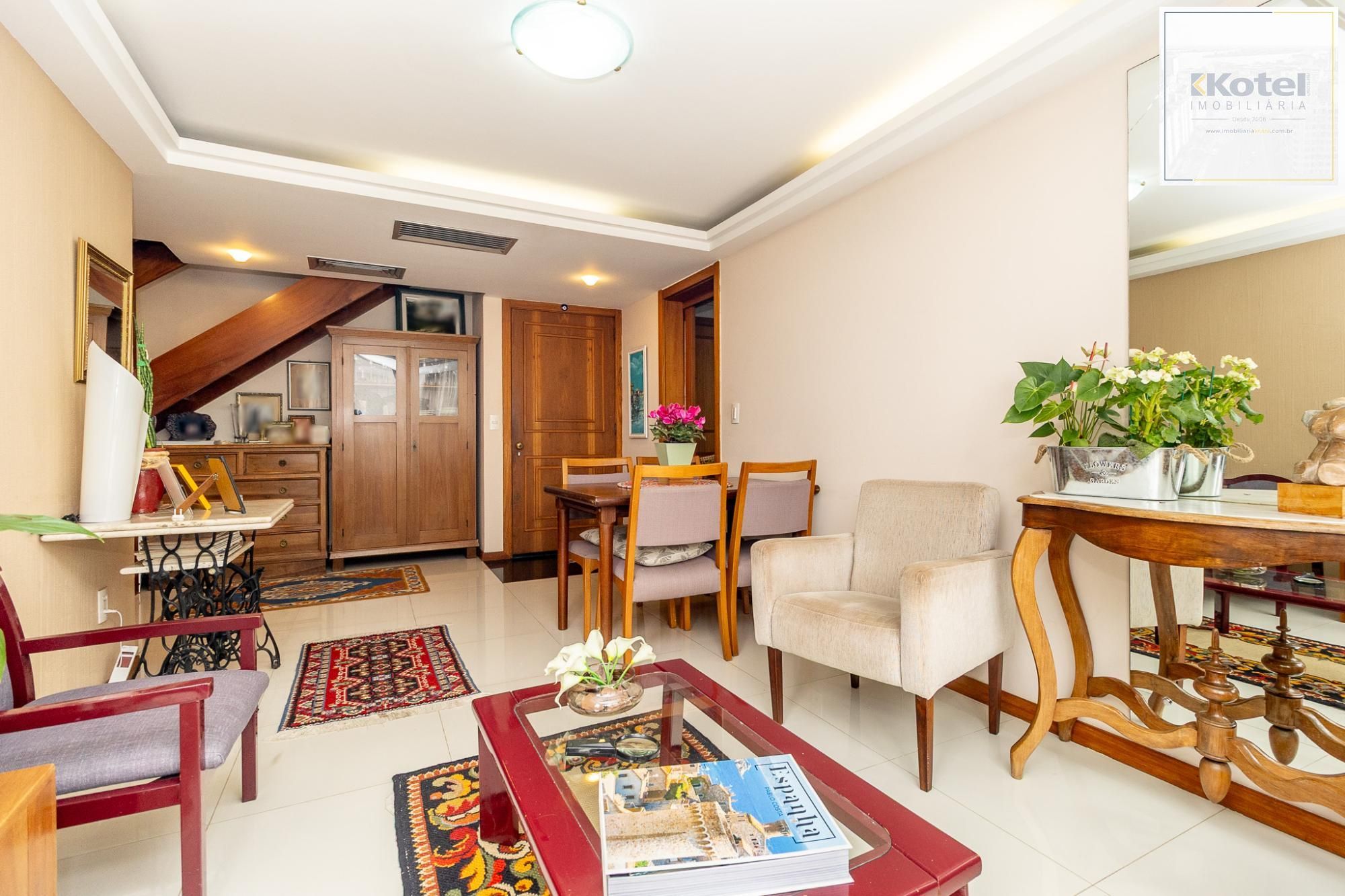 Cobertura com 3 dorm e suíte, Higienópolis, Porto Alegre/RS