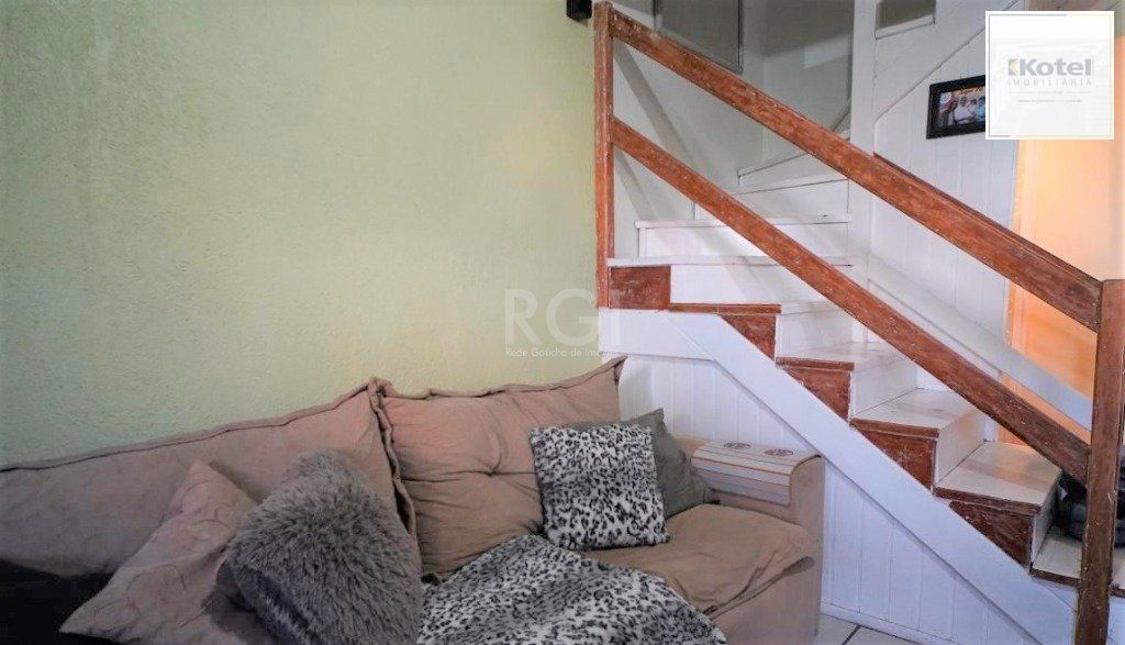 Casa Condominio para Venda - 95m², 3 dormitórios, sendo 1 suites, 1 vaga - Humaitá — foto 2