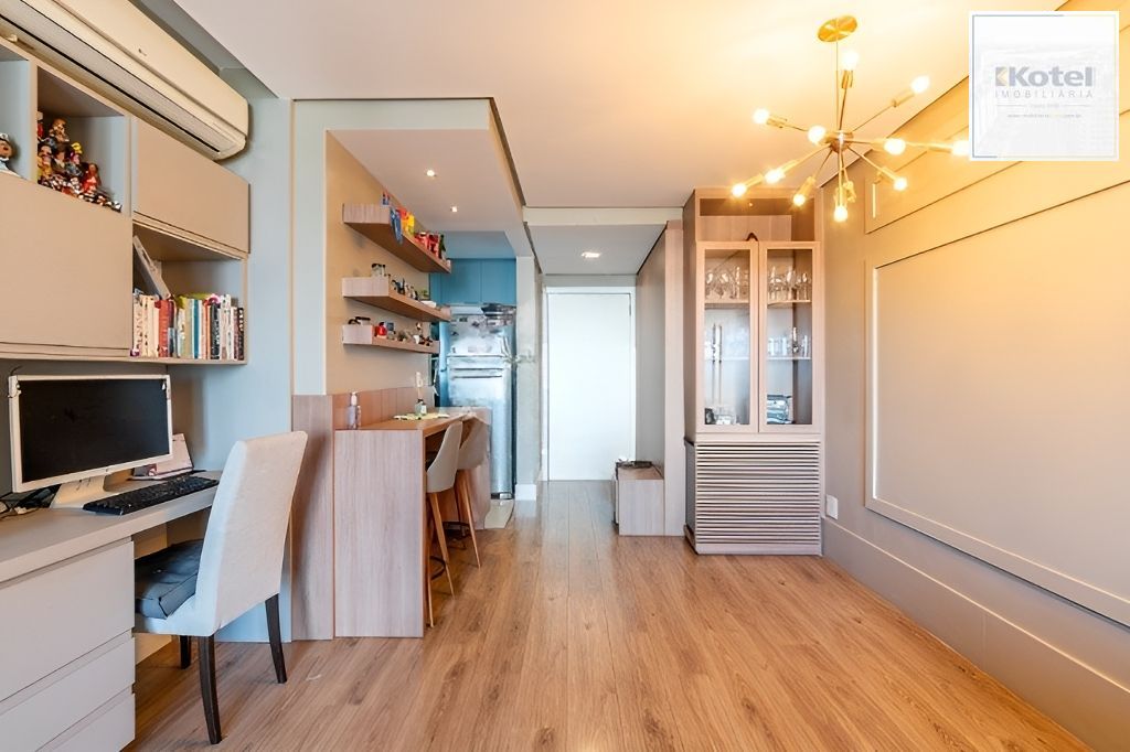 Apartamento de 2 dormitorios á vender em Passo Da Areia, Porto Alegre