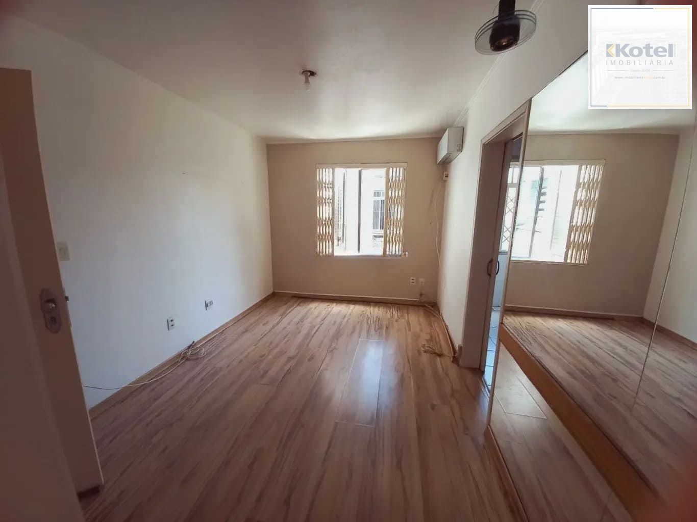 Apartamento com 1 dormitório e 38m² à venda no Bairro Cidade Baixa — foto 3
