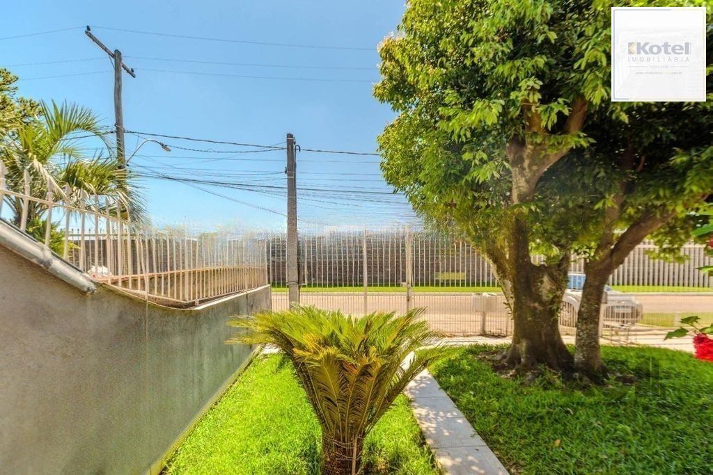Casa de 3 dormitórios no bairro Rubem Berta — foto 3