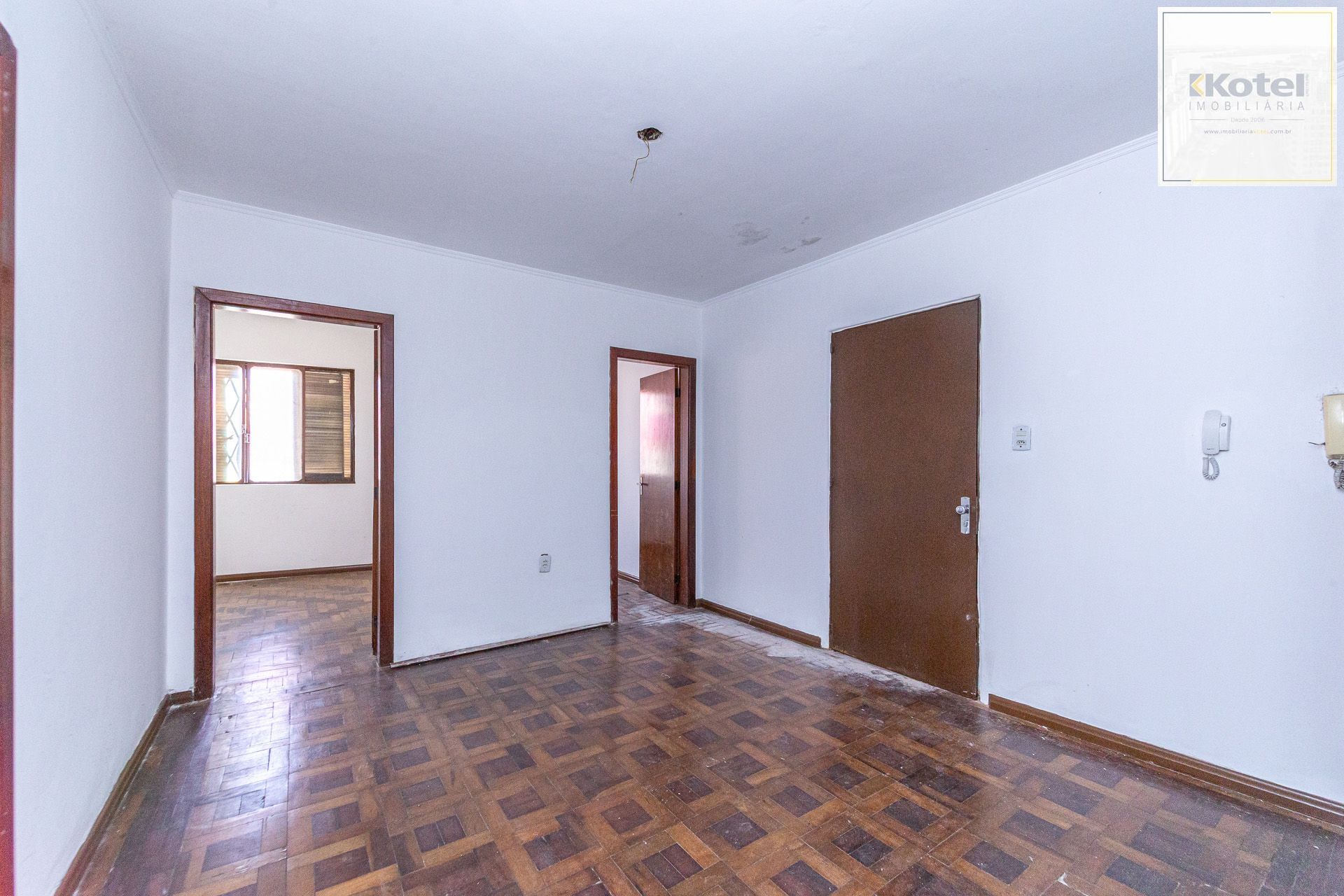 Apartamento com 2 quartos e 38m² à venda em Cidade Baixa, Porto Alegre.