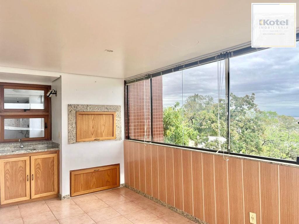 Apartamento de 4 dormitórios e 184m² à venda em Menino Deus, Porto Alegre. — foto 3