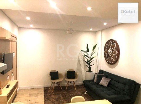 Apartamento 73m²  - mobiliado, 3 dormitórios e 1 suíte no Centro Histórico