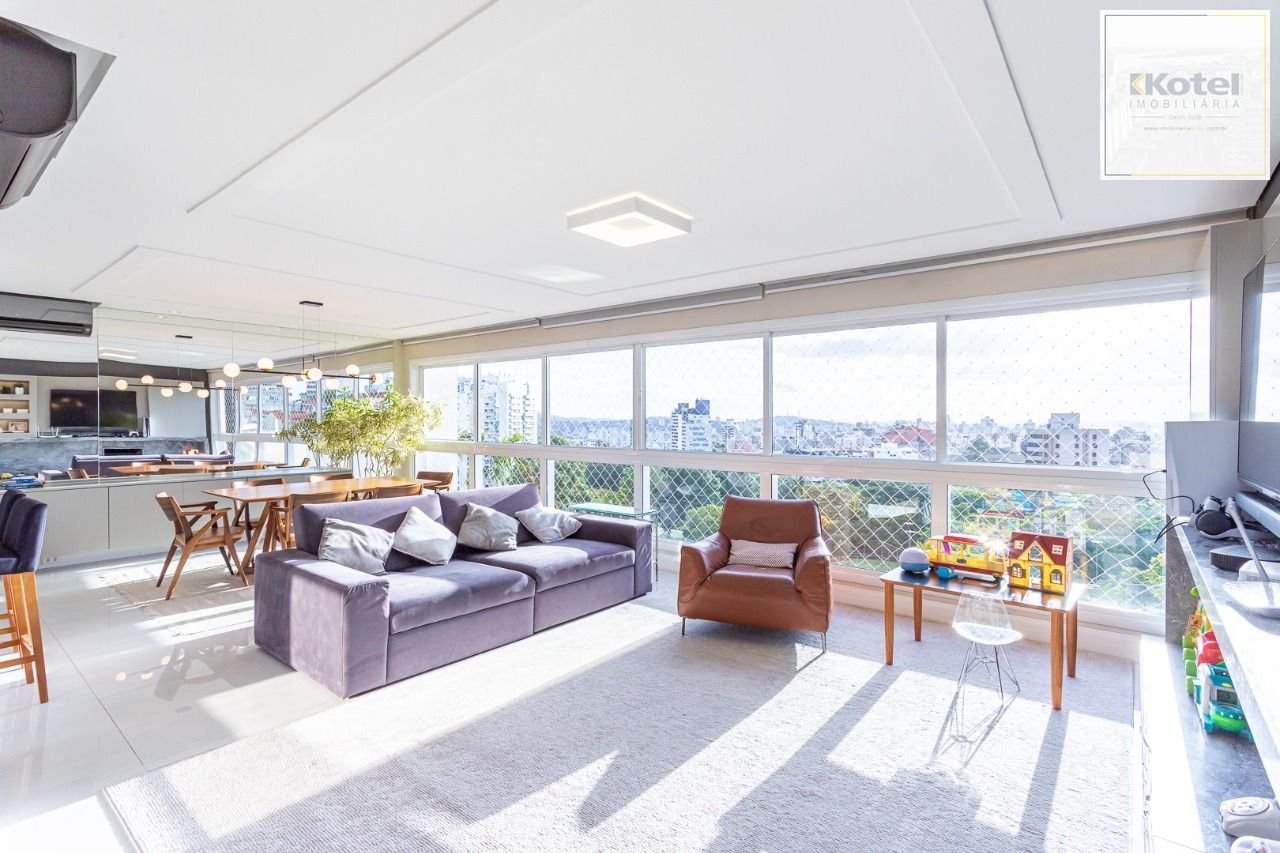 Apartamento com 3 suítes e 161m² à venda em Petrópolis, Porto Alegre.