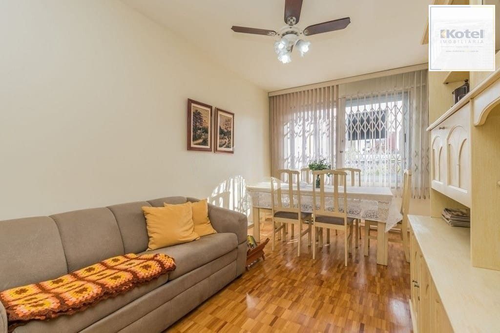 Apartamento Garden de 3 dormitorios  á venda em Rio Branco, Porto Alegre — foto 2