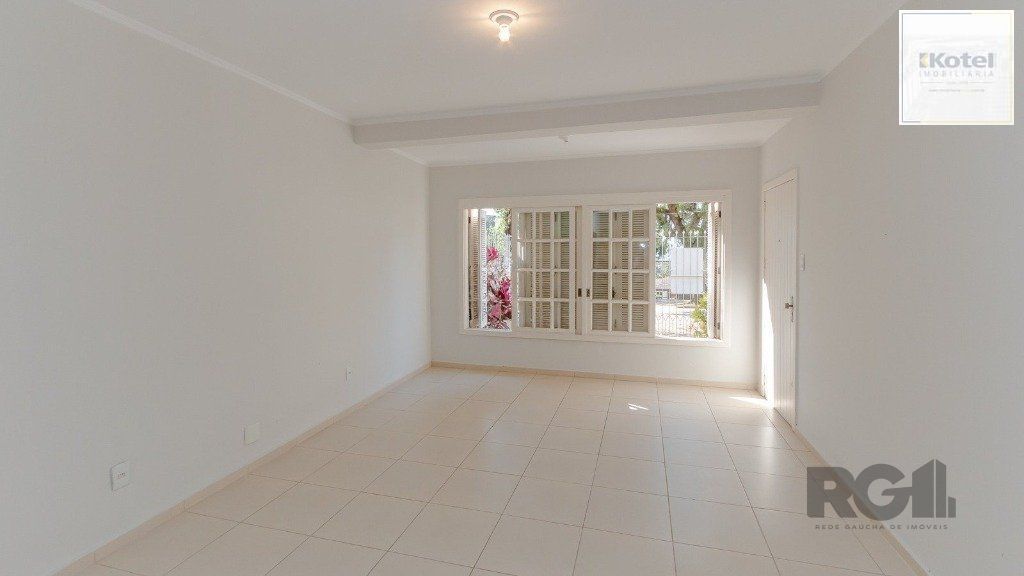 Casa com 4 dormitórios, 4 vagas no bairro Vila Jardim — foto 2