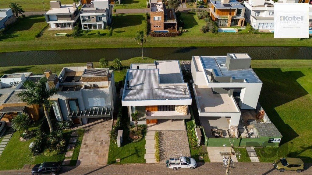 Casa de Condomínio 3 quartos à venda, 256m², Beira Mar - Torres