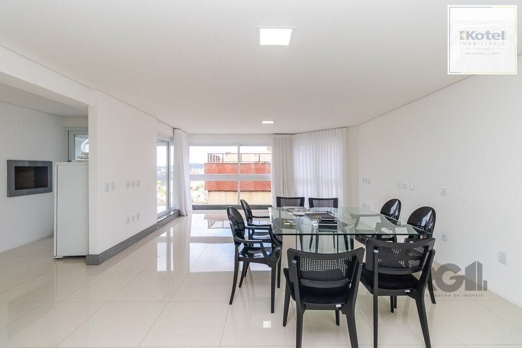 Excelente cobertura de 238m² com 3 dormitórios e 2 vagas. — foto 2