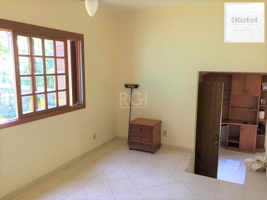 Casa para Venda - 200m², 3 dormitórios, sendo 1 suites, 2 vagas - Hípica — foto 4