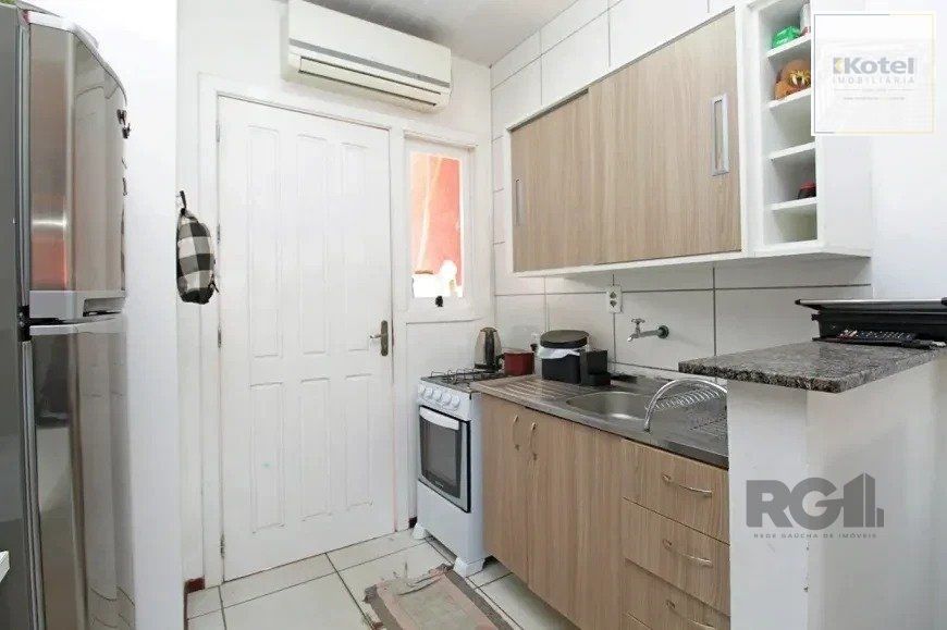 Excelente casa de 45m² com 1 dormitório e 1 vaga no bairro Hípica. — foto 4