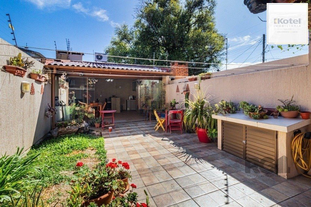 Casa de 3 dormitórios no bairro Cavalhada — foto 5