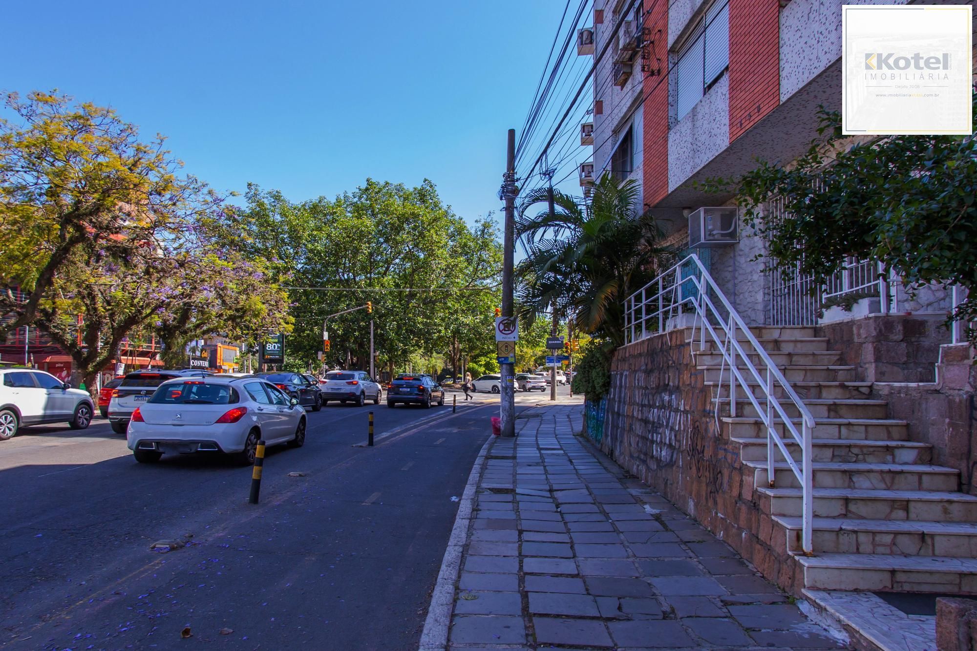 Apartamento Garden com 2 quartos e 94m² à venda em Rio Branco, Porto Alegre. — foto 2
