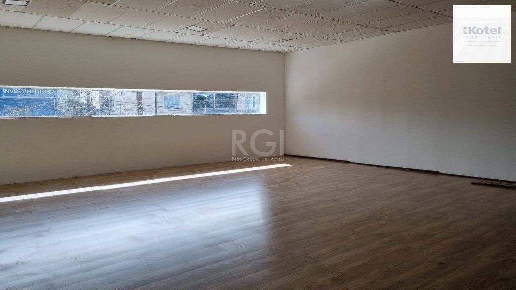 Loja para Venda - 236.36m², 0 dormitórios, Medianeira — foto 5