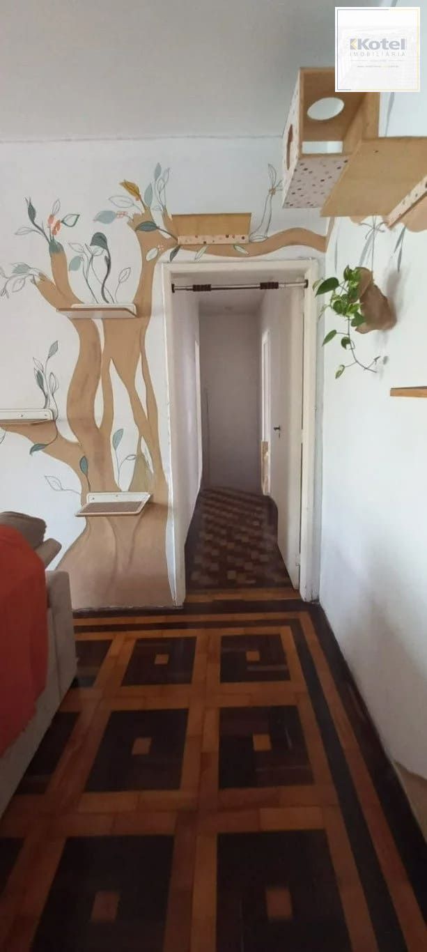 Apartamento de 2 dormitorios à venda em Rio Branco, Porto Alegre.