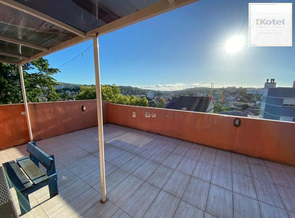 Casa 2 dormitórios à venda Rua Doutor Álvaro Furtado, Medianeira - Porto Alegre