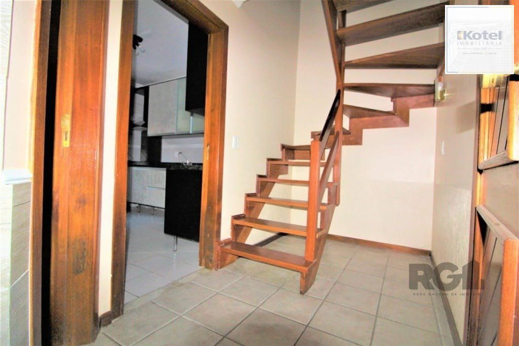 Casa em condomínio 111m² - 3 dormitórios sendo 1 suíte e 4 vagas no bairro Espirito Santo — foto 5