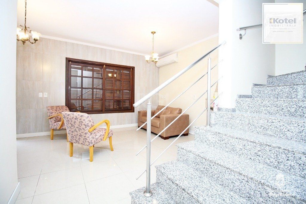 Casa para Venda - 246m², 3 dormitórios, sendo 2 suites, 3 vagas - Vila Ipiranga — foto 4