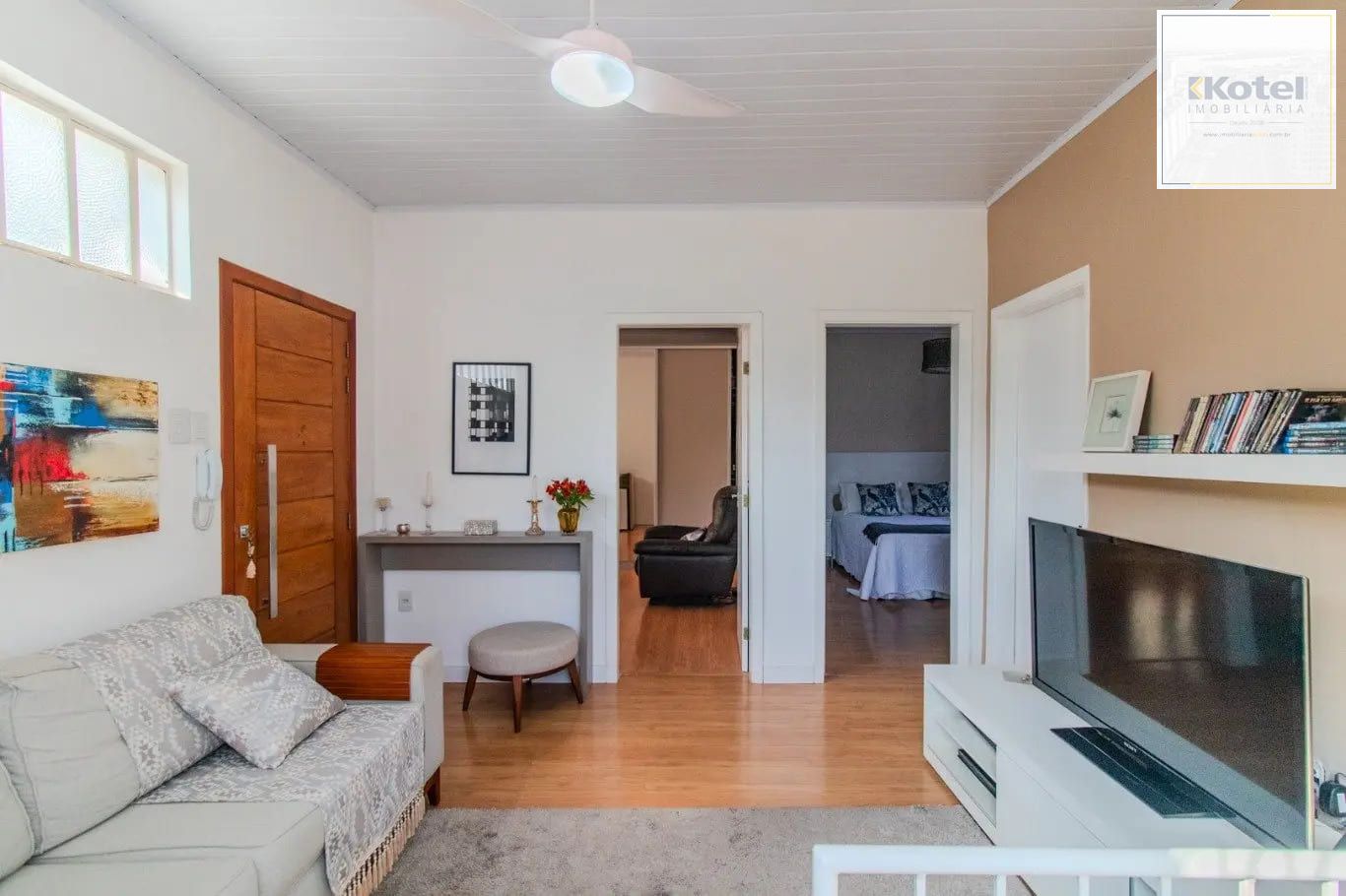 Casa de 3 dormitórios com 90m² à venda no Bairro Medianeira — foto 3
