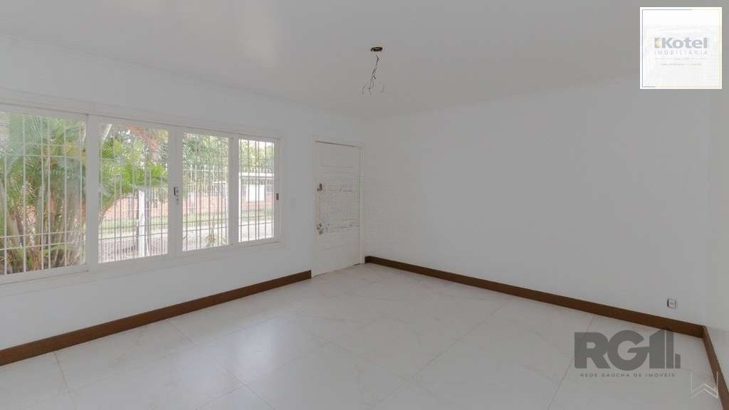 Casa 03 quartos, Bairro Sarandi. — foto 5