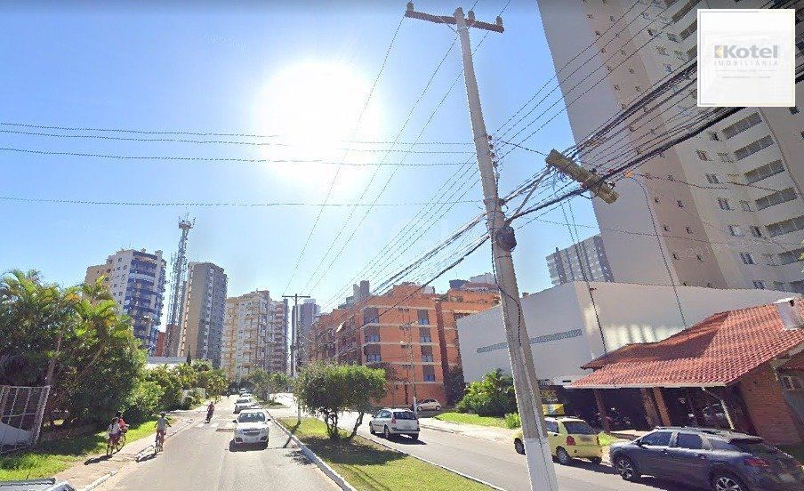 Apartamento para Venda - 76.57m², 2 dormitórios, sendo 2 suites, 1 vaga - Centro