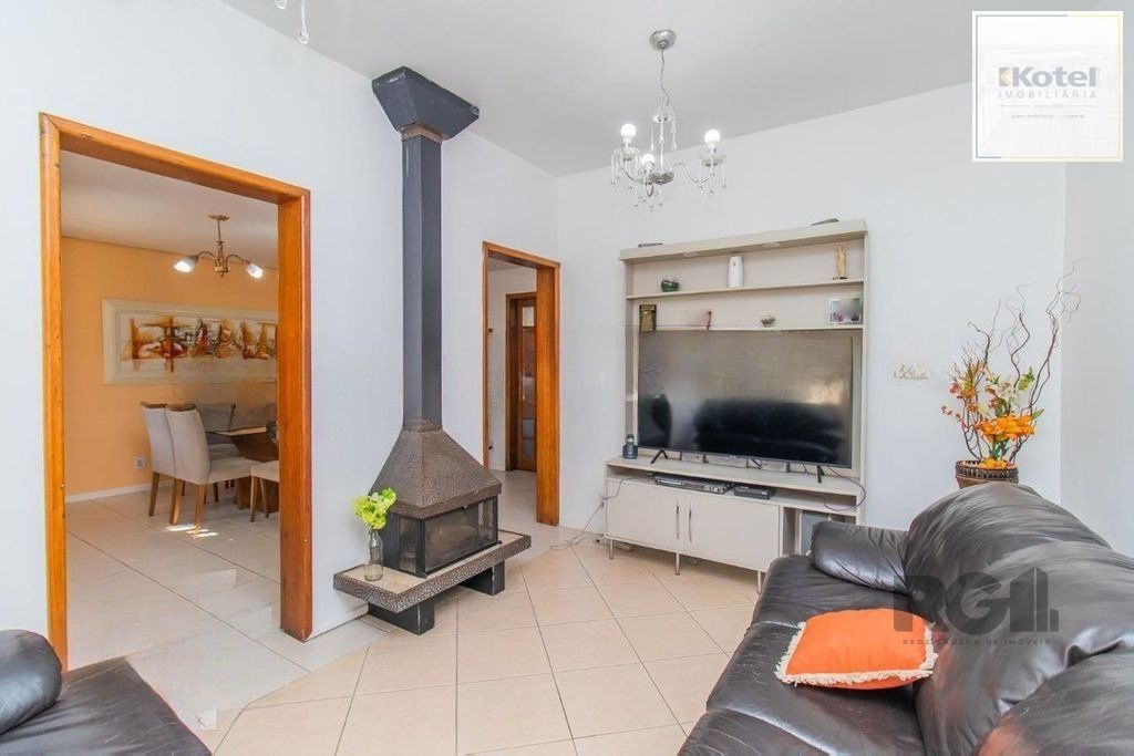 Casa de 4 dormitórios no bairro Cavalhada — foto 5