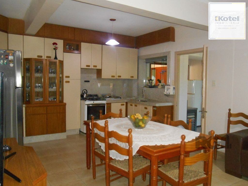 Casa 4 dormitórios no bairro Agronomia — foto 4