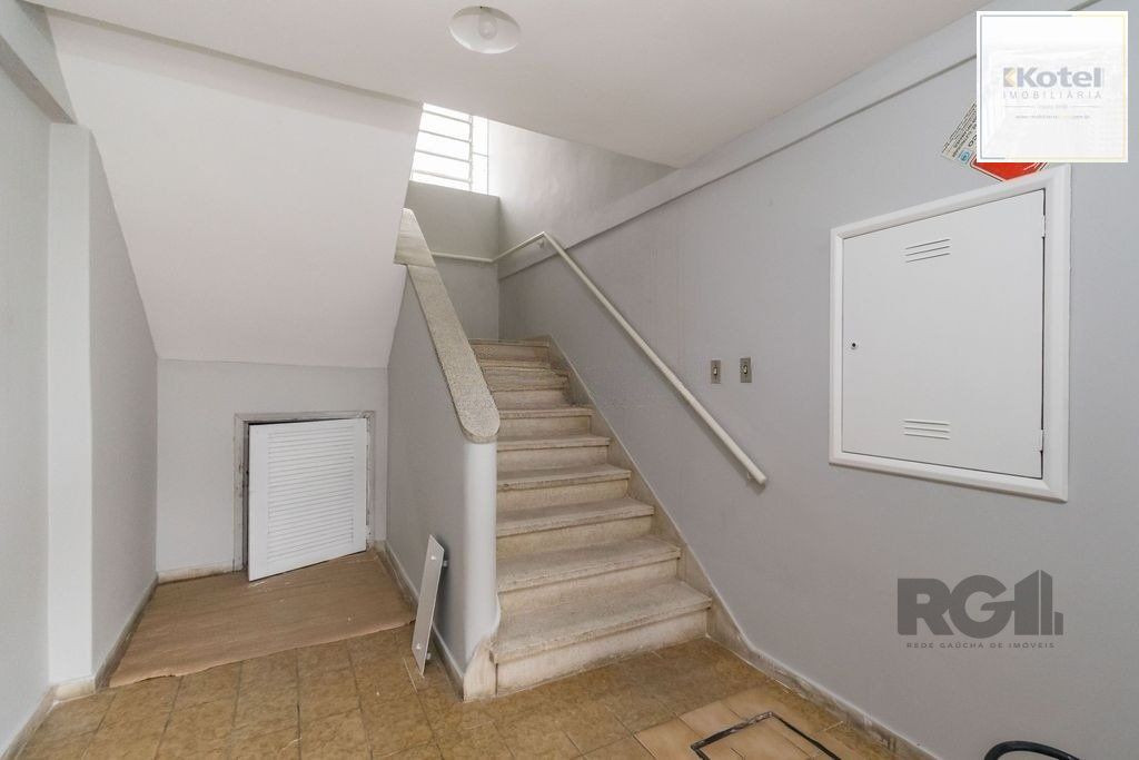 Apartamento 45m² - 1 dormitório no bairro Passo Da Areia — foto 2