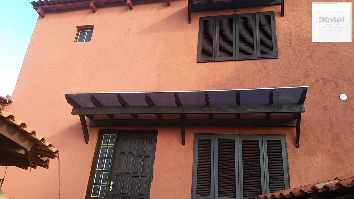 Casa à venda com piscina no bairro Glória, Zona Sul de Porto Alegre – 207m² construídos, pátio amplo e excelente potencial residencial — foto 3