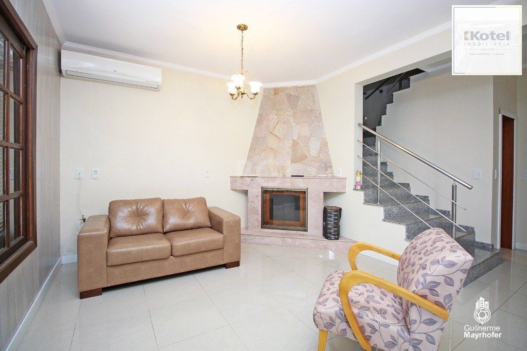 Casa para Venda - 246m², 3 dormitórios, sendo 2 suites, 3 vagas - Vila Ipiranga — foto 2