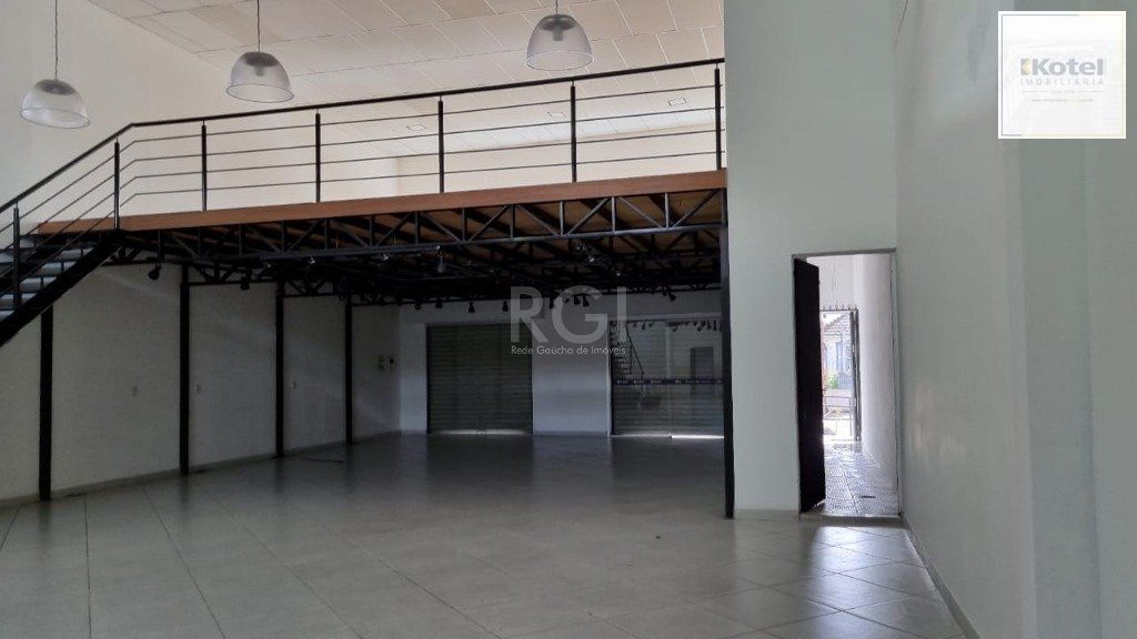 Loja para Venda - 236.36m², 0 dormitórios, Medianeira — foto 2