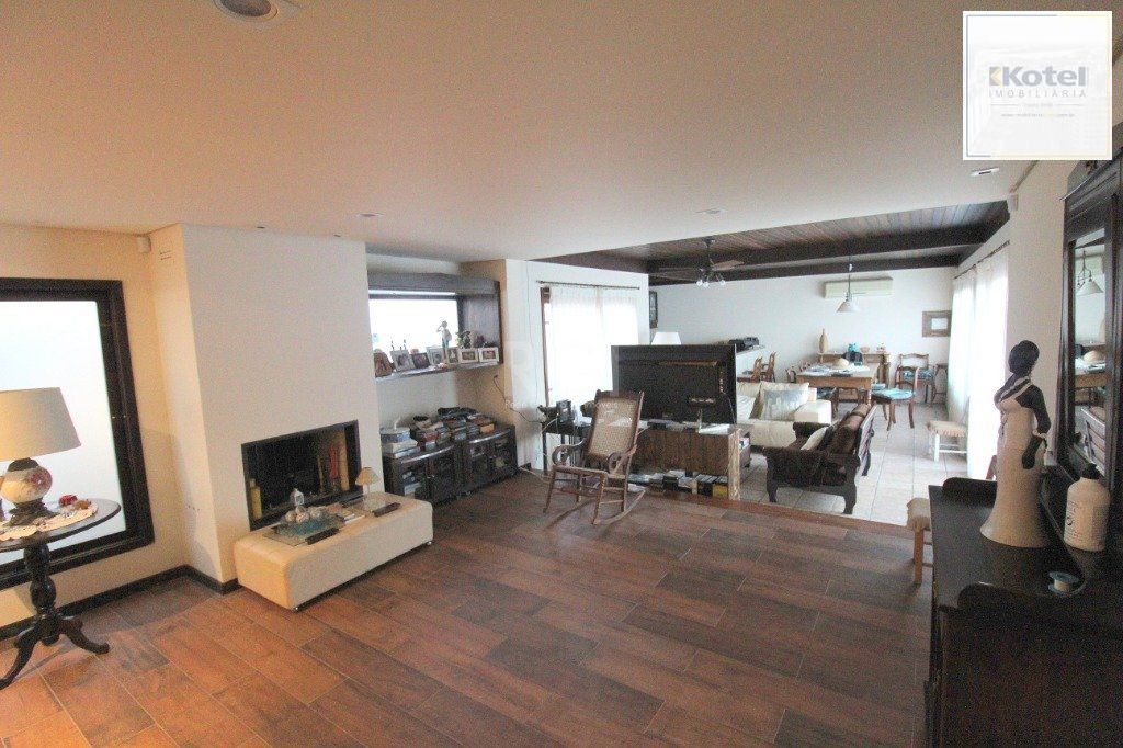 Casa para Venda - 100m², 3 dormitórios, 3 vagas - Nonoai — foto 3