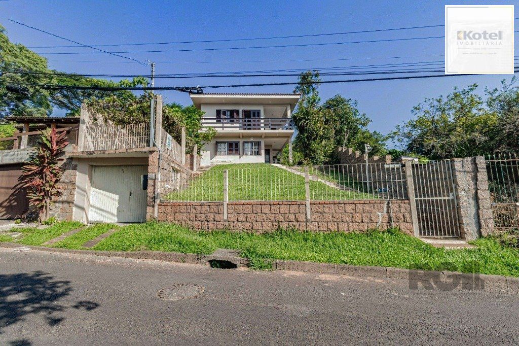 Casa com 267m², 3 dormitórios, 1 vaga no bairro Tristeza — foto 2