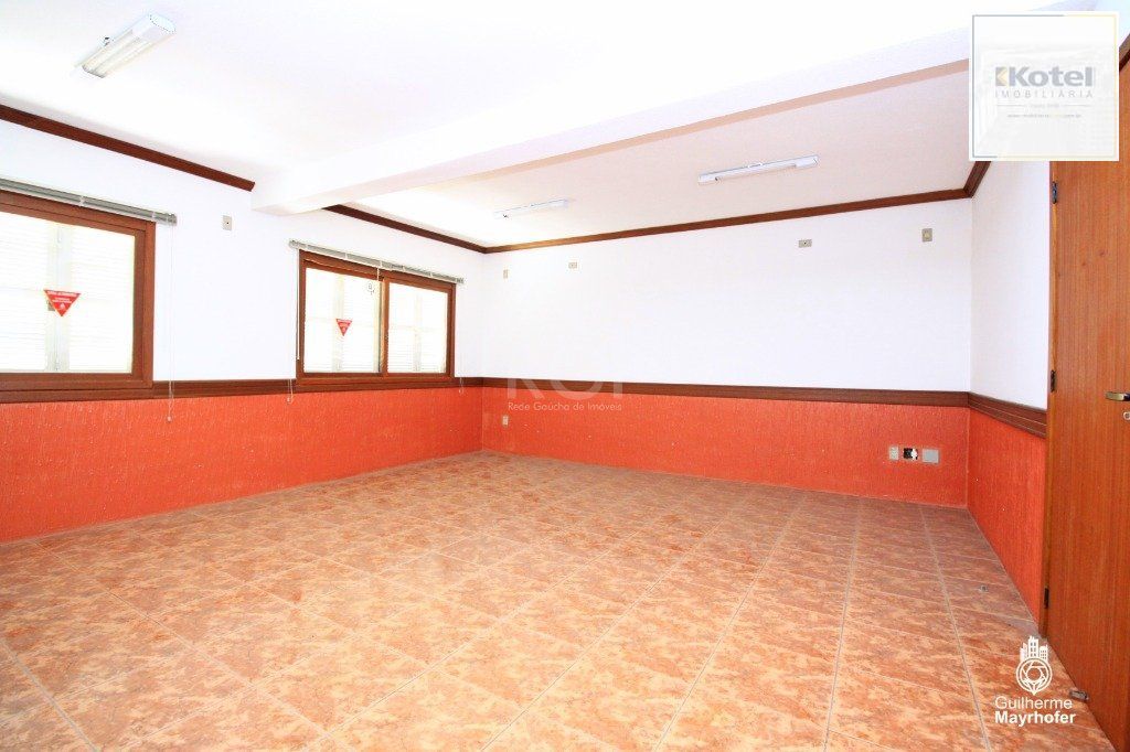 Casa para Venda - 258m², 3 dormitórios, sendo 1 suites, 3 vagas - Rio Branco