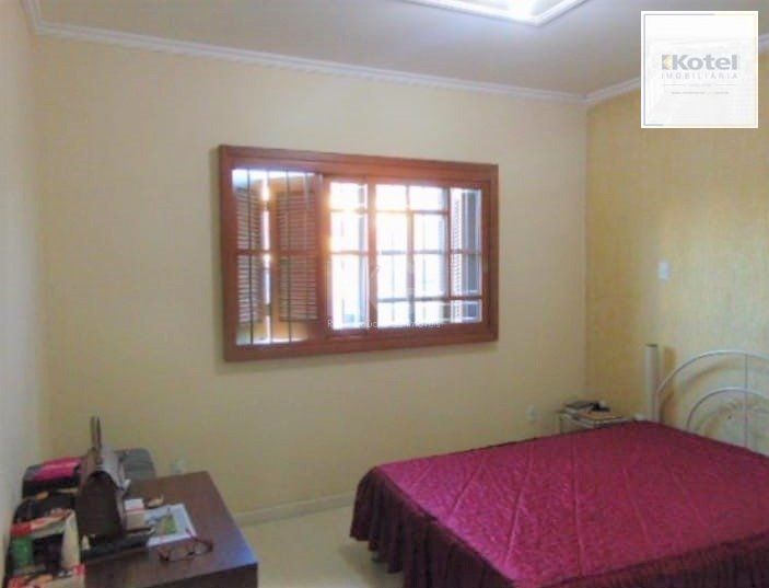 Casa para Venda - 166m², 3 dormitórios, sendo 1 suites, 4 vagas - Vila Márcia