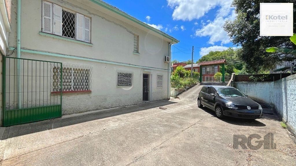 Casa 4 Dormitórios Bairro Teresópolis — foto 3