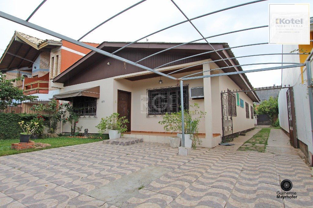 Casa para Venda - 177.58m², 3 dormitórios, sendo 1 suites, 4 vagas - Guarujá — foto 2