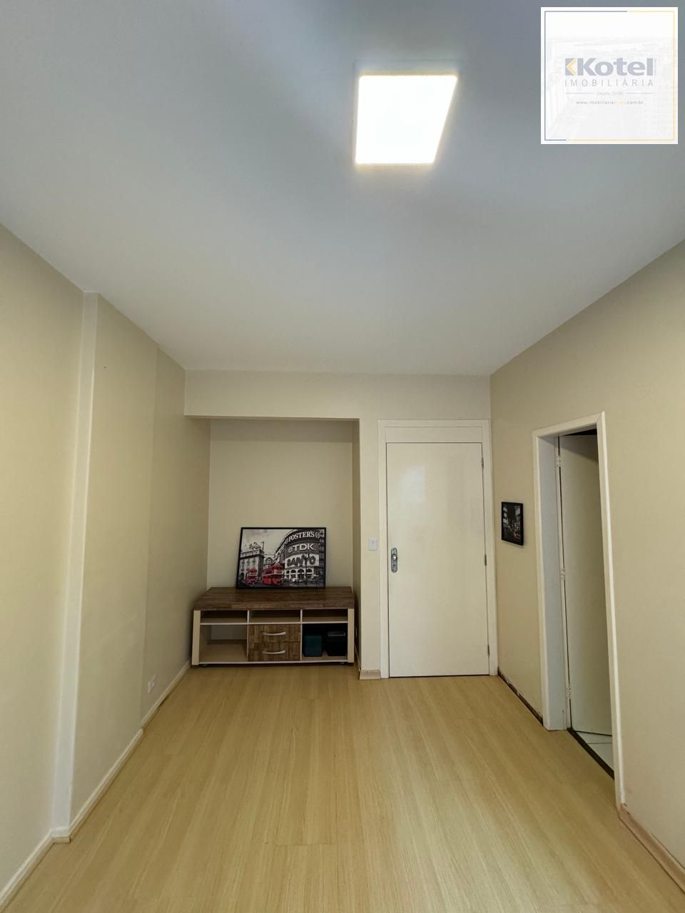 Apartamento 1 dormitório com 43 m² no Centro histórico