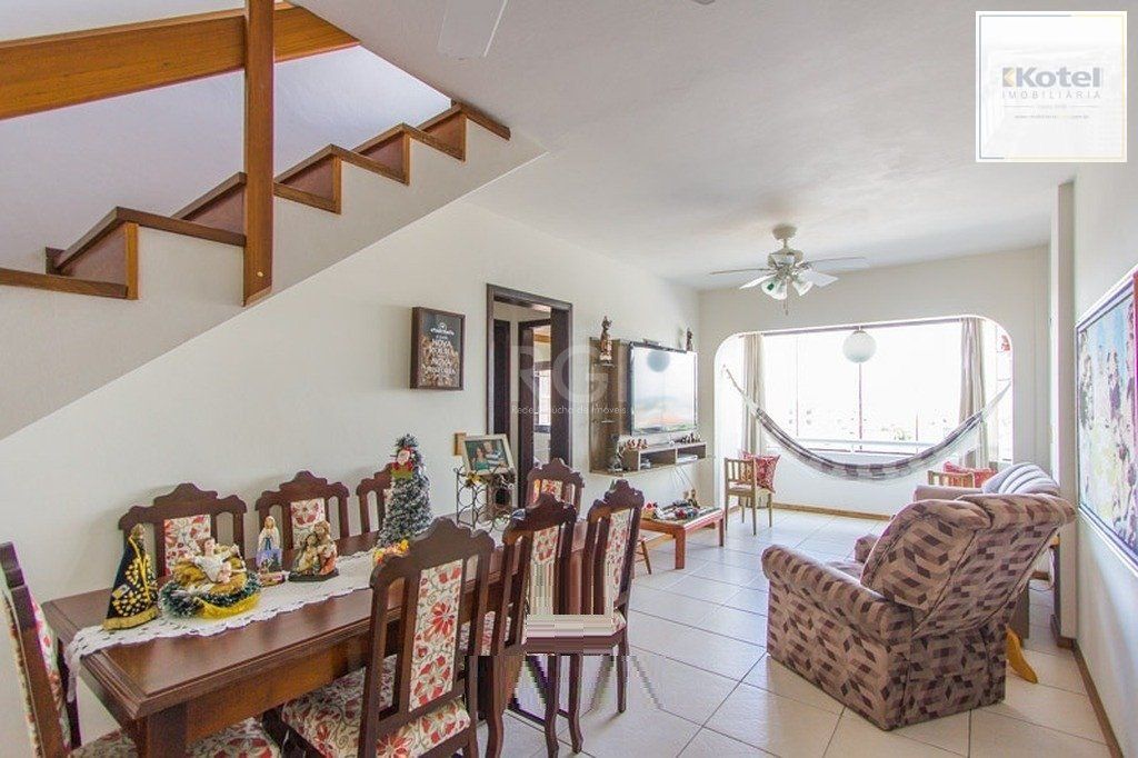 Cobertura para Venda - 120m², 3 dormitórios, sendo 1 suites, 1 vaga - Centro