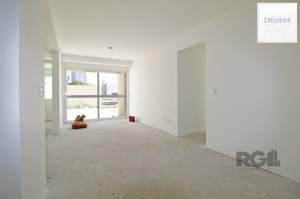 Apartamento 3 dorms à venda Rua Roque Calage, Passo da Areia - Porto Alegre — foto 2