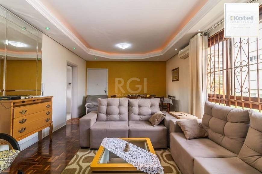 Apartamento 100m² no bairro Farroupilha - semi mobiliado, 3 dormitórios, 1 suíte e 1 vaga — foto 2