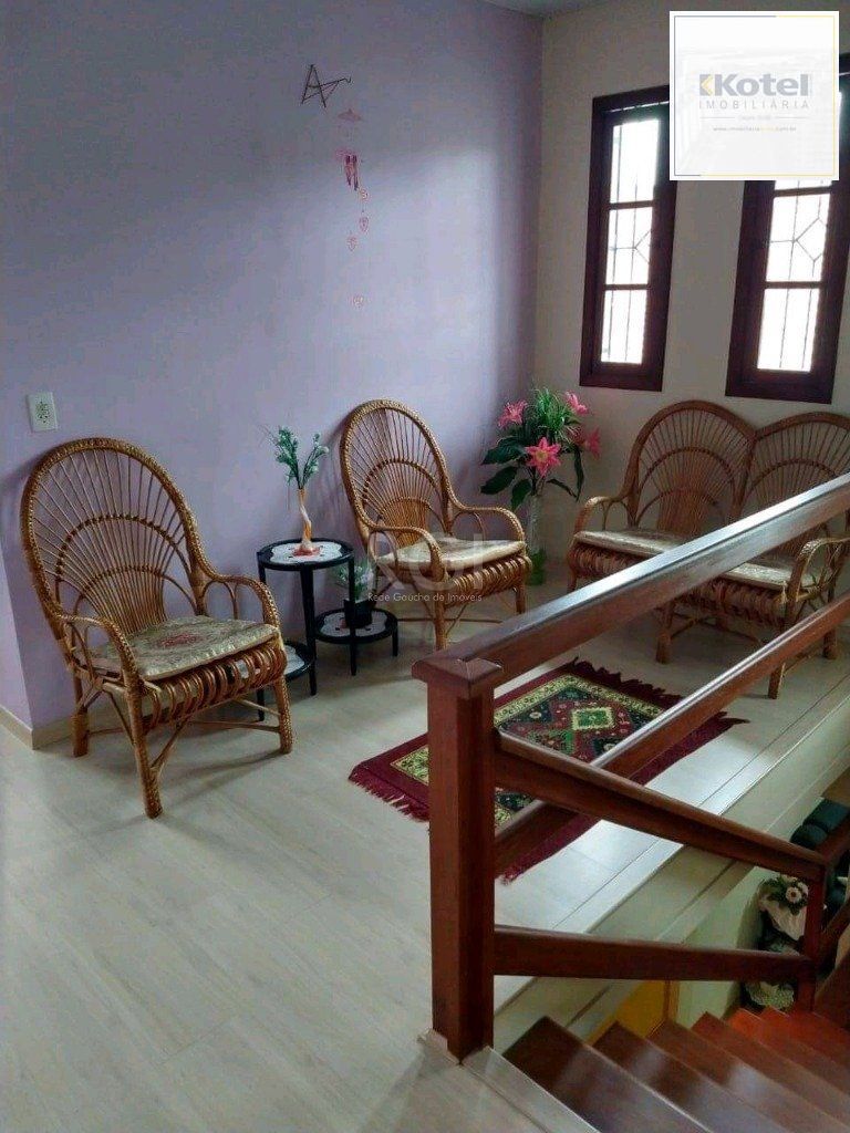 Casa para Venda - 320m², 4 dormitórios, 2 vagas - Vila Nova