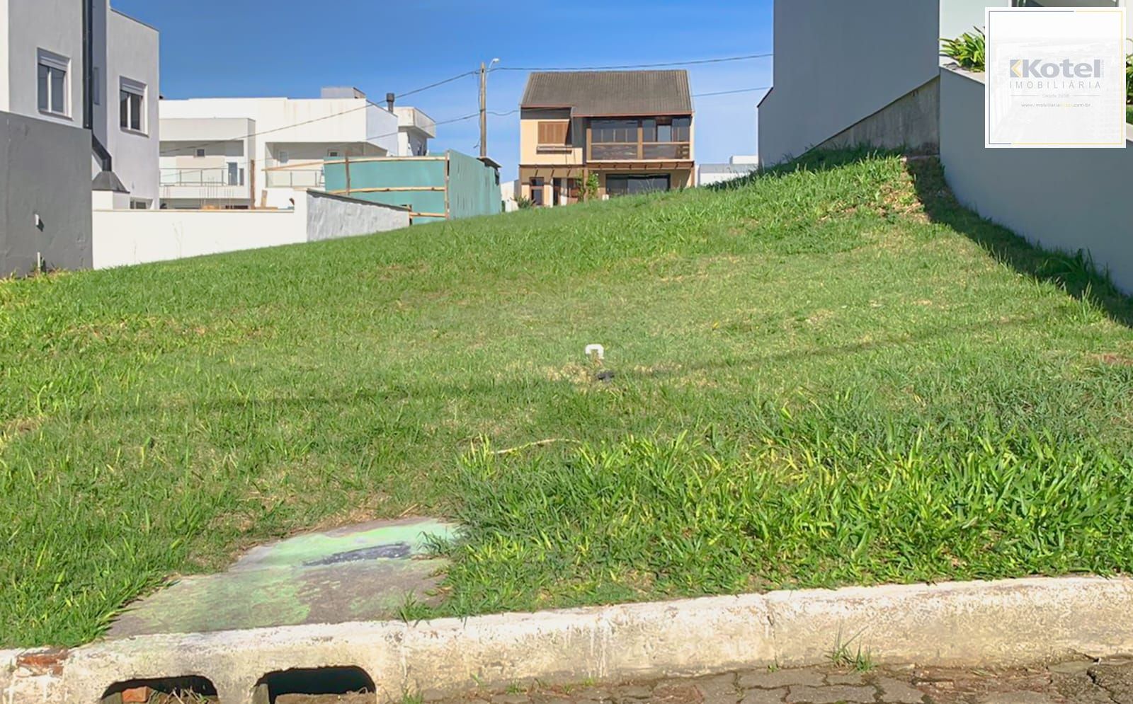 TERRENO NO CONDOMÍNIO RESIDENCIAL CERRO MIRADOR